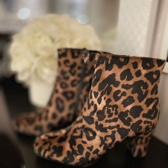 Free People Shoes - ✌🏽FREE PEOPLE RareFind✖️ Century Leopard 🐆 Boots